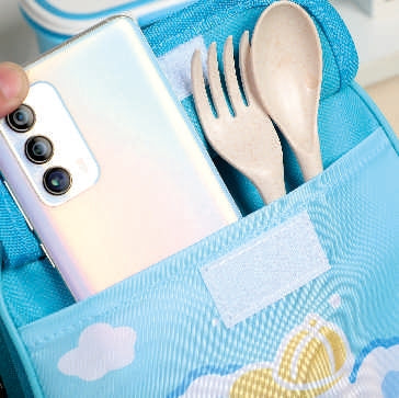 Cute Cartoon Lunch Bag – Insulated Thermal Tote for Kids & Adults (Rabbit & Bear Design)