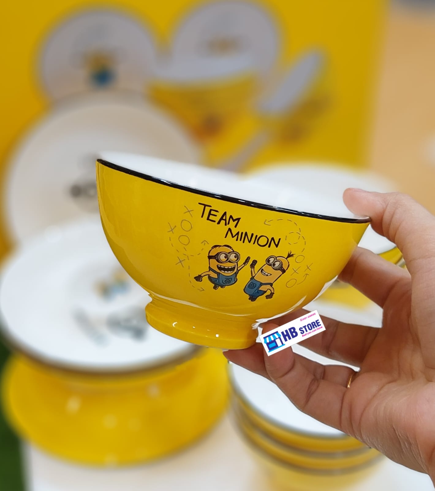 Official Minions "Stuart" Ceramic Dinnerware Set