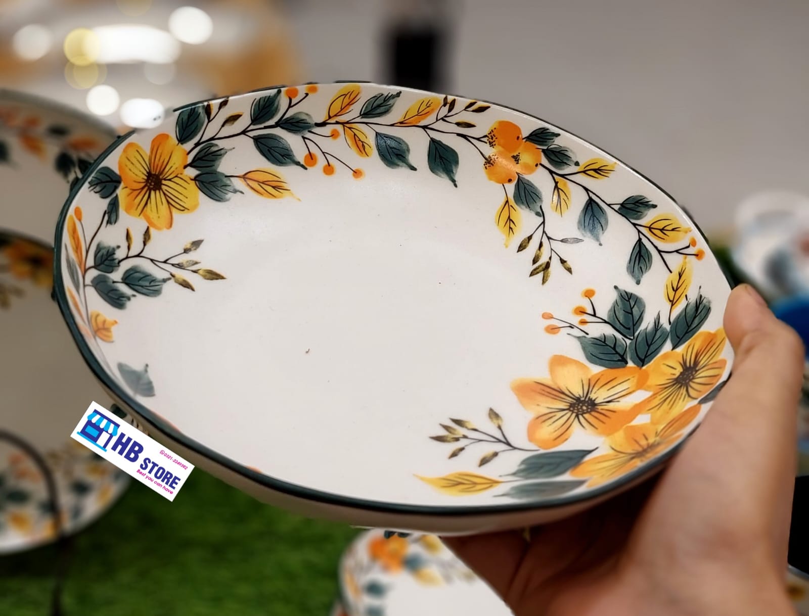 Floral Ceramic Dinnerware – Elegant Dining