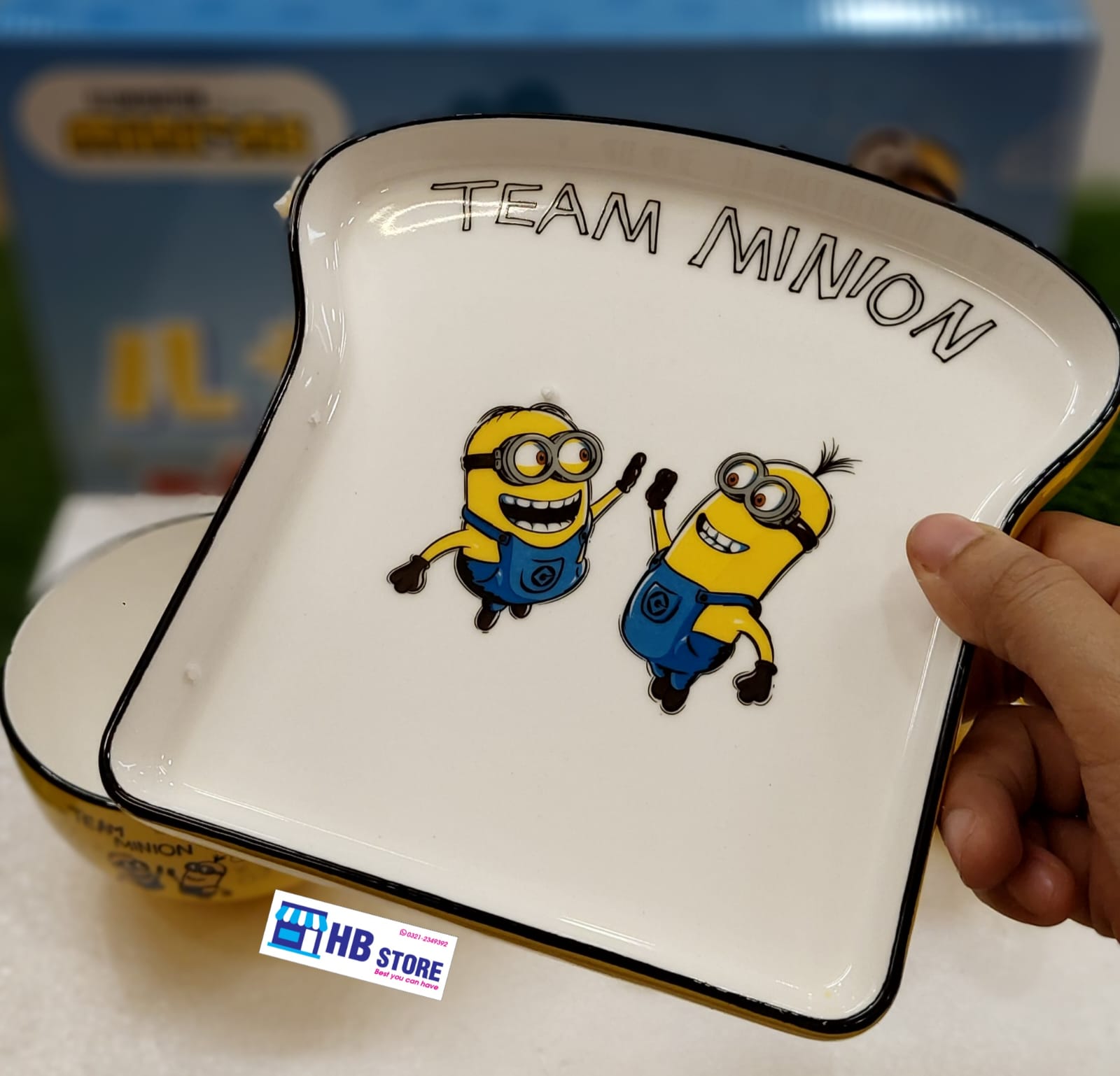 Official Minions "Team Minion" Ceramic Dinnerware Set